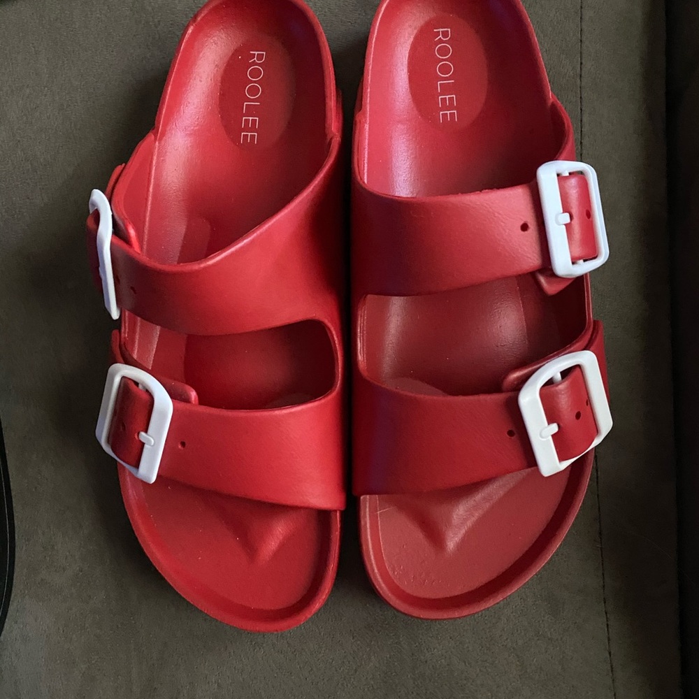 Roolee Buckle - Red Left (Black was sold)